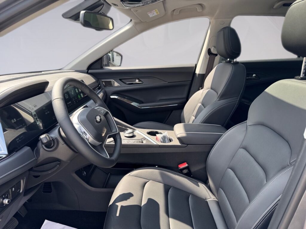 JAC JS8 Pro 7-Sitzer, Pano, 0,0% Finanz, 5J. Gar