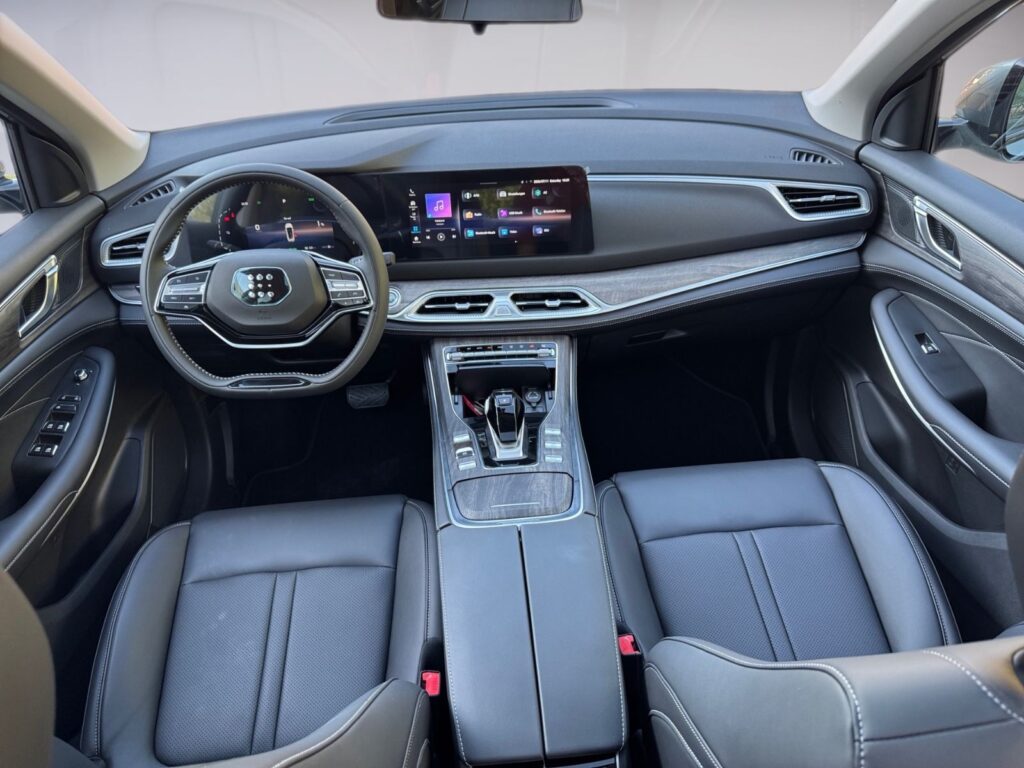 DFSK Fengon E5 PHEV, 7-Sitzer, Pano, bis 6J. Garantie