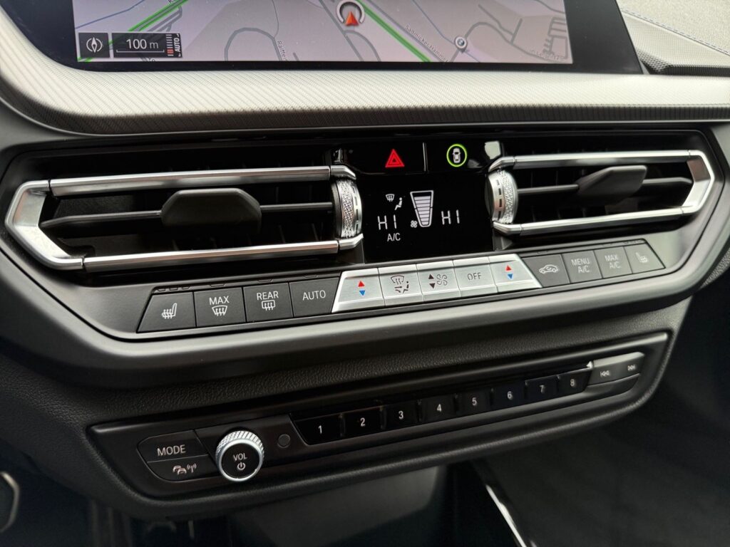 BMW 218i Gran Coupe, M Sport, AHK, mit WR