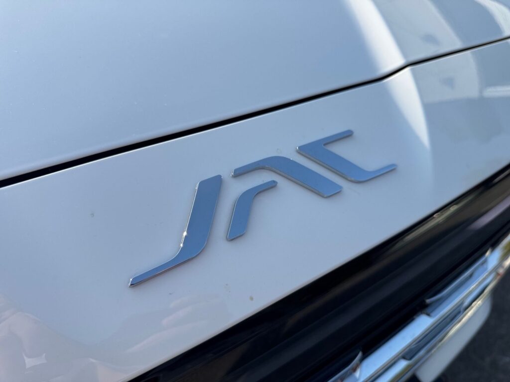 JAC JS8 Pro 7-Sitzer, Pano, 0,0% , LPG Autogas