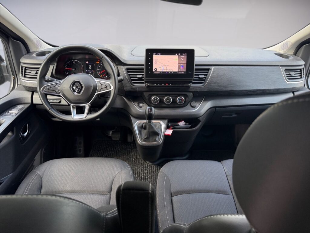 RENAULT Trafic Combi L1H1 3,0t Life,AHK,9-Sitzer