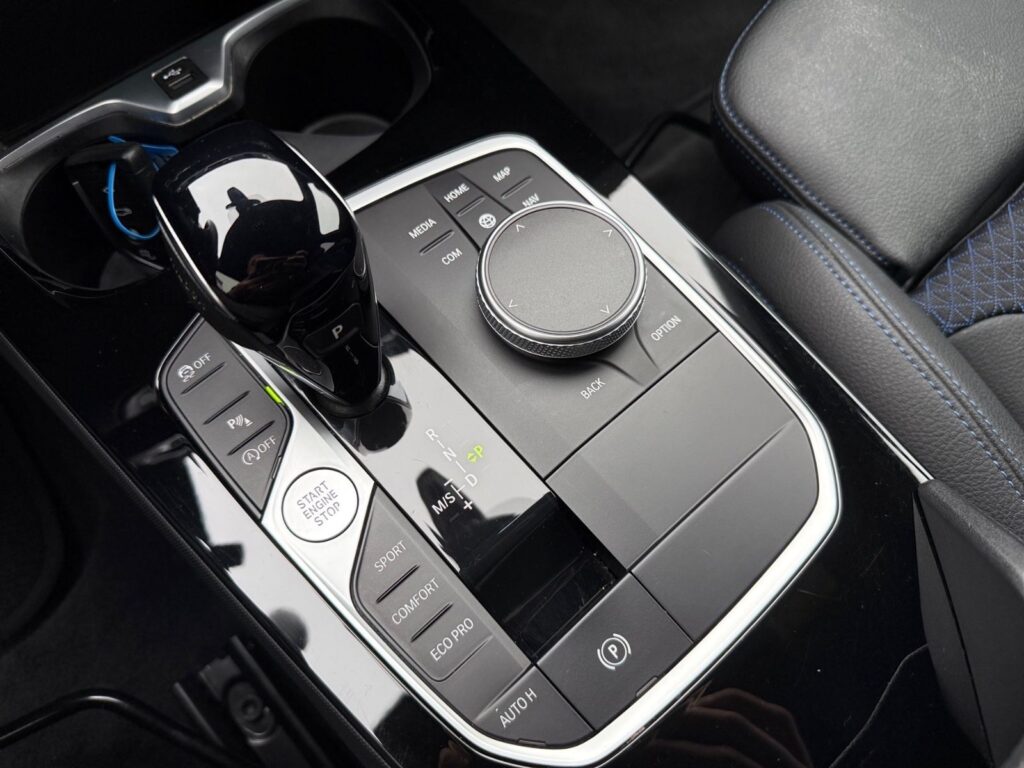 BMW 218i Gran Coupe, M Sport, AHK, mit WR