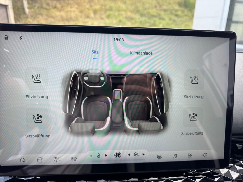 JAC E30X Nordic Edition 50, V2L, Pano, 5 Jahre Gar