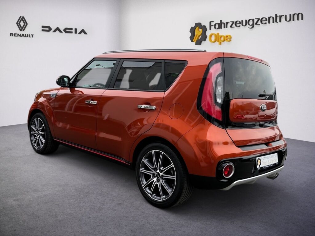 KIA Soul Turbo, Automatik,Pano,Xenon,NAVI,AHK,mit WR