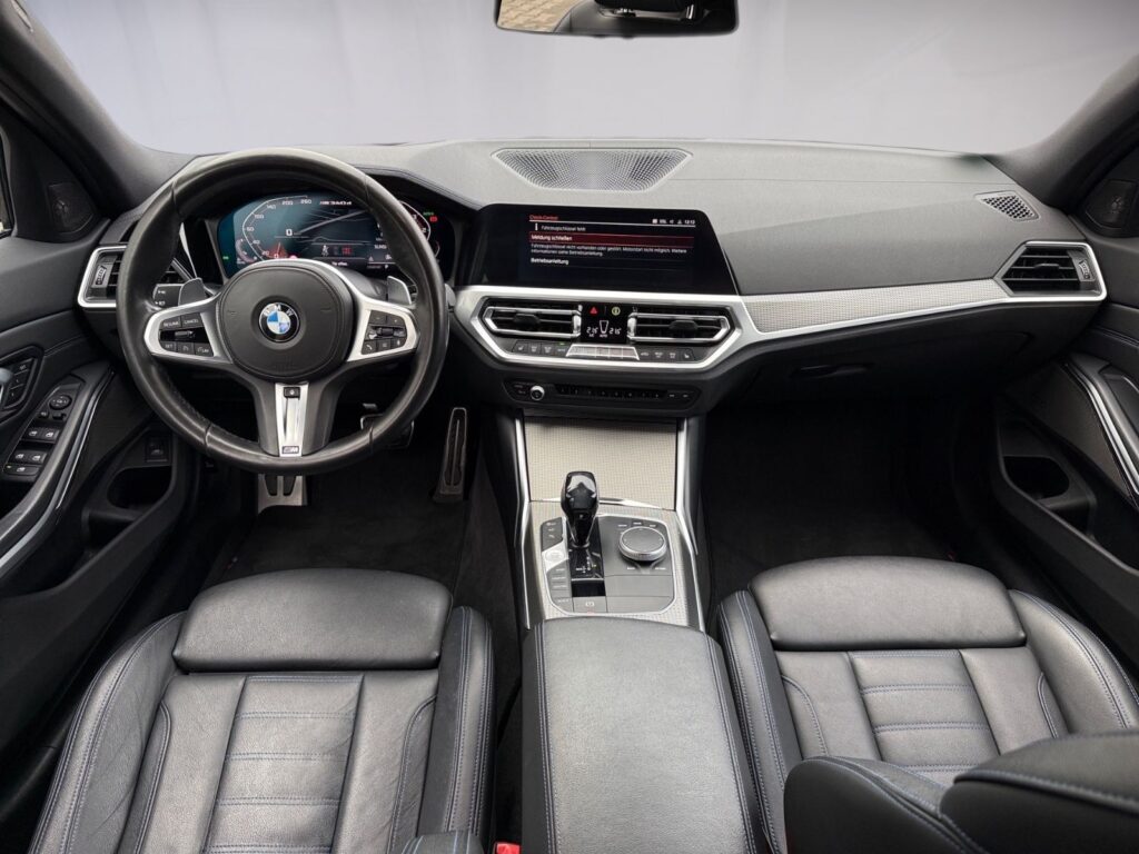 BMW M340d 3 Touring xDrive, PANO, 360°CAM, AHK, VOLL