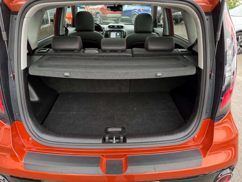 KIA Soul Turbo, Automatik,Pano,Xenon,NAVI,AHK,mit WR