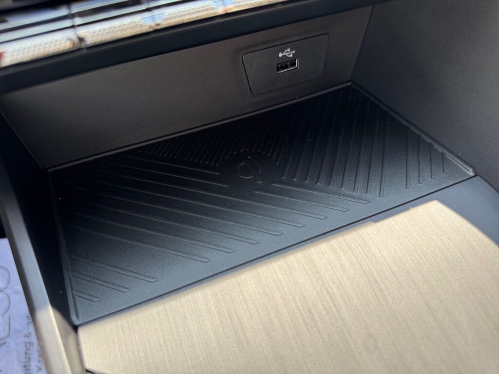 JAC JS8 Pro 7-Sitzer, Pano, 0,0% Finanz, 5J. Gar