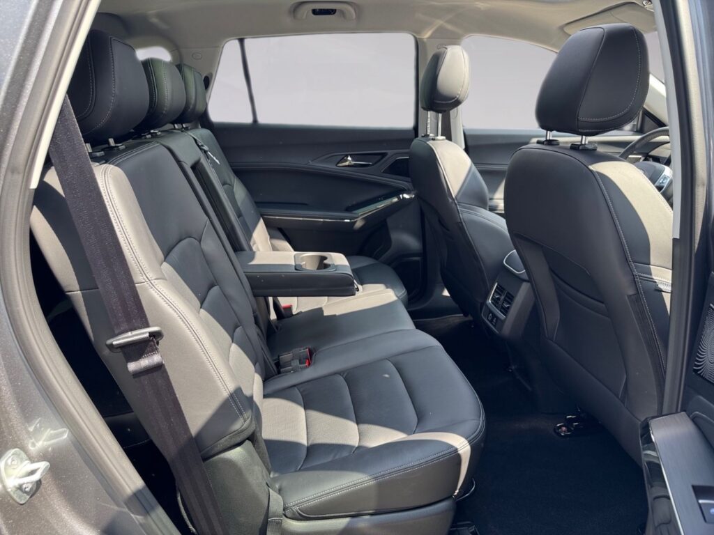 JAC JS8 Pro 7-Sitzer, Pano, 0,0% Finanz, 5J. Gar