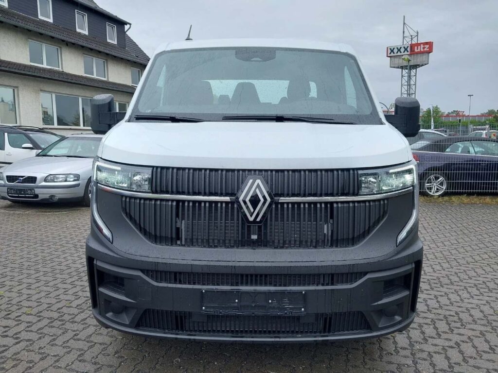 RENAULT Master 4 Abschleppwagen mit Winde