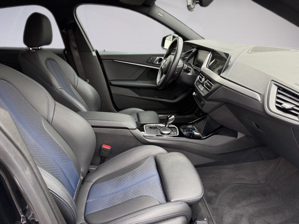 BMW 218i Gran Coupe, M Sport, AHK, mit WR