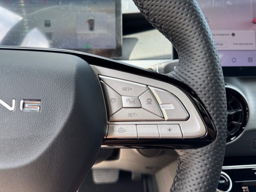 DFSK Forthing 5 REEV, 970km Reichweite,Pano, 0,5% St.