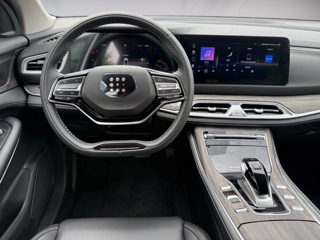 DFSK Fengon E5 PHEV, 7-Sitzer, Pano, bis 6J. Garantie