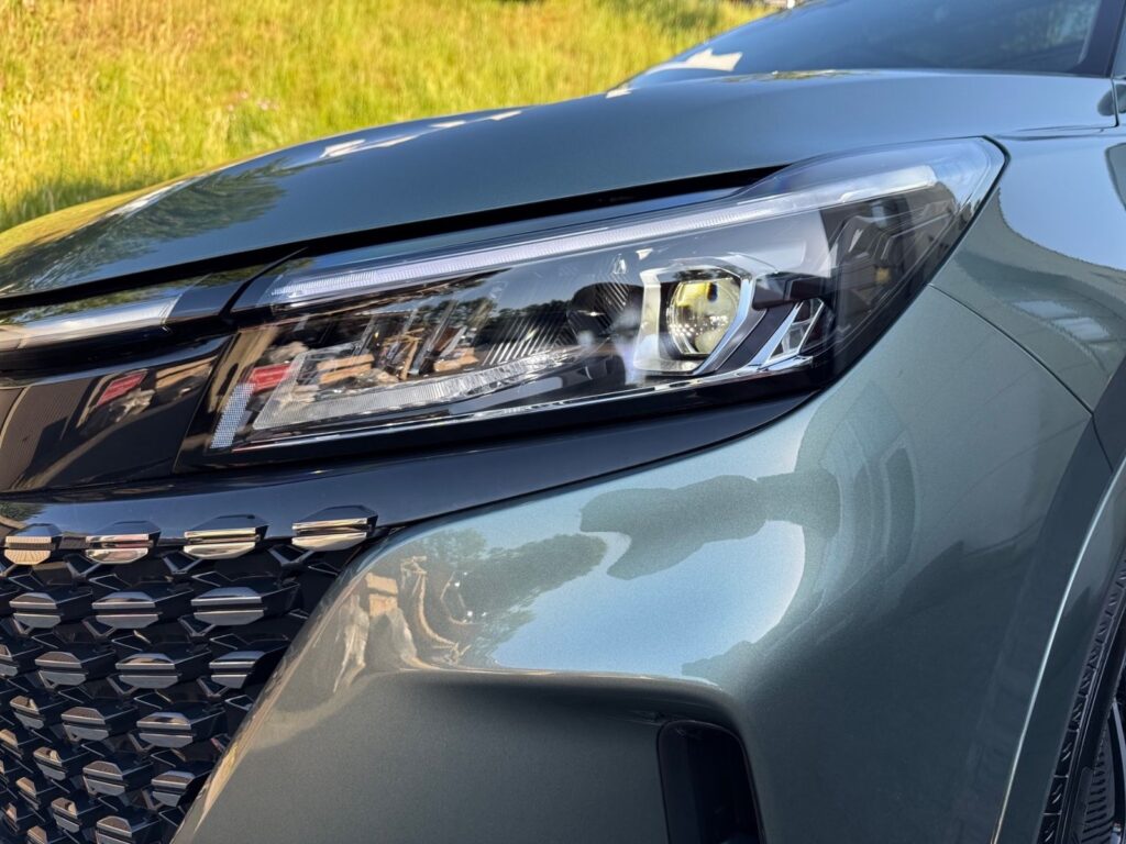 DFSK Fengon E5 PHEV, 7-Sitzer, Pano, bis 6J. Garantie