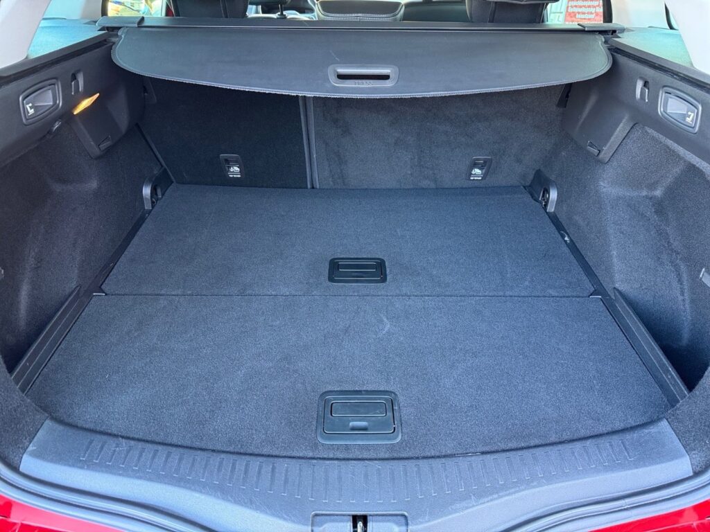 RENAULT Megane IV Grandtour EDC Techno, RFK, SHZ, Navi