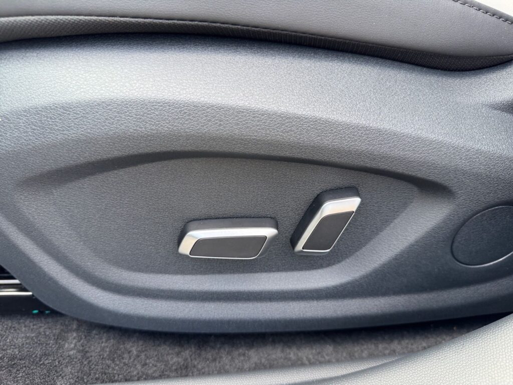 JAC E30X Nordic Edition 50, V2L, Pano, 5 Jahre Gar