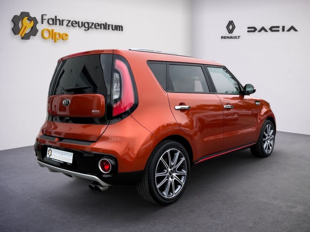 KIA Soul Turbo, Automatik,Pano,Xenon,NAVI,AHK,mit WR