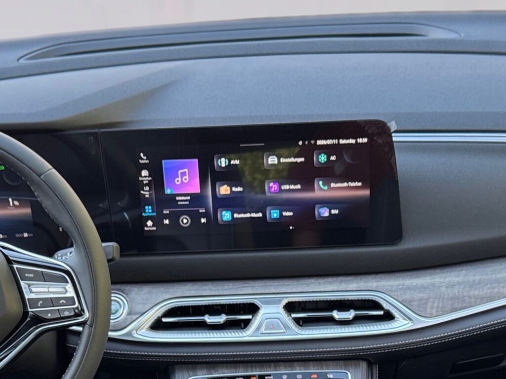 DFSK Fengon E5 PHEV, 7-Sitzer, Pano, bis 6J. Garantie