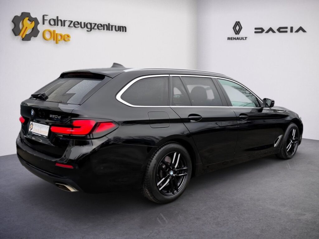 BMW 530d Touring, AHK, LED, 8-fach bereift
