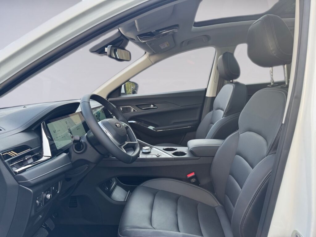 JAC JS8 Pro 7-Sitzer, Pano, 0,0% , LPG Autogas