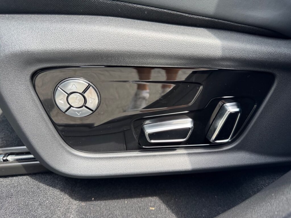 DFSK Forthing 5 REEV, 970km Reichweite,Pano, 0,5% St.