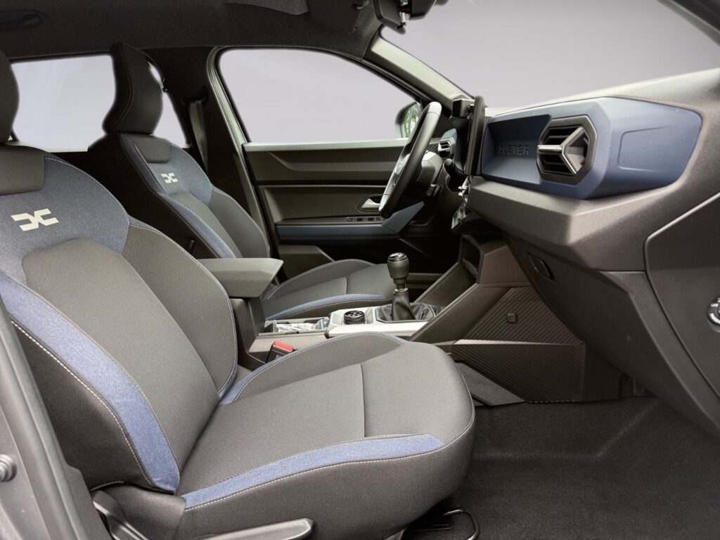 DACIA Duster III TCe 130 Journey 4×4,Navi,360°,Totwink