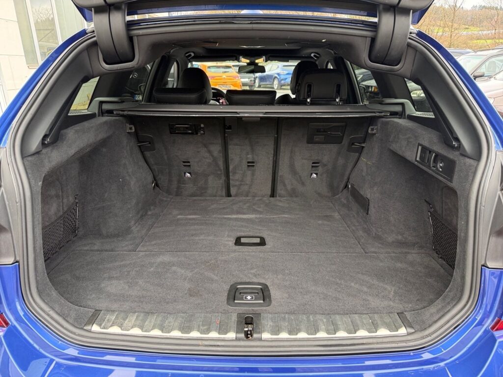 BMW M340d 3 Touring xDrive, PANO, 360°CAM, AHK, VOLL
