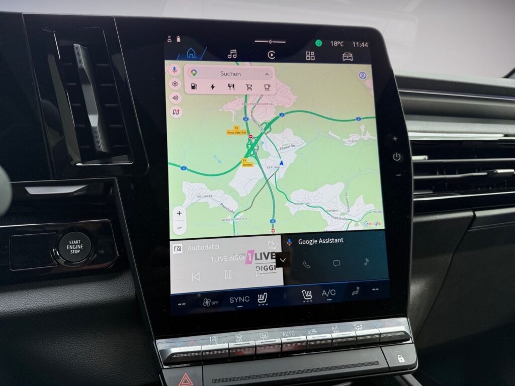 RENAULT Rafale 300 E-Tech 4×4 Esprit Alpine Plug-in