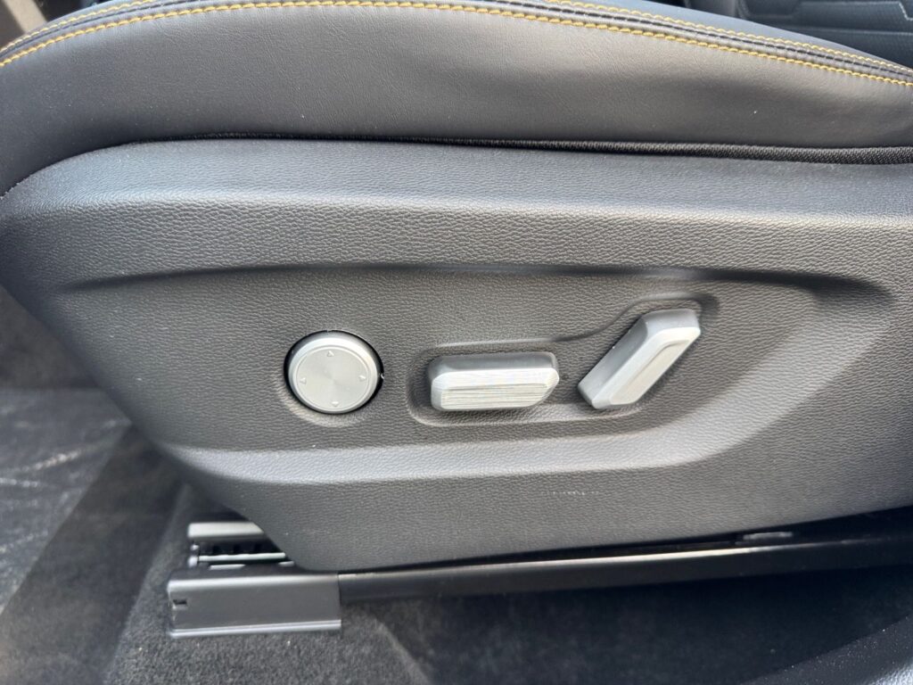 BAIC BJ30 Allrad Hybrid, Pano, VOLL, bis 6J. Garantie