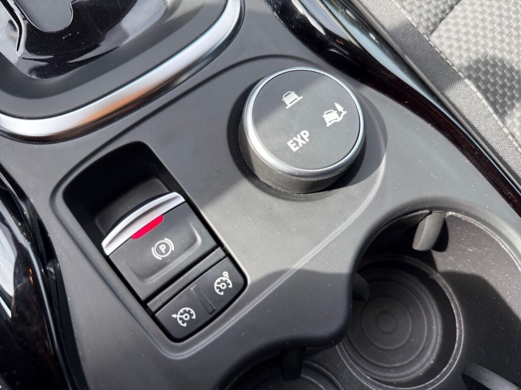 RENAULT Kadjar Business Edition, SHZ, 2 Jahre Garantie
