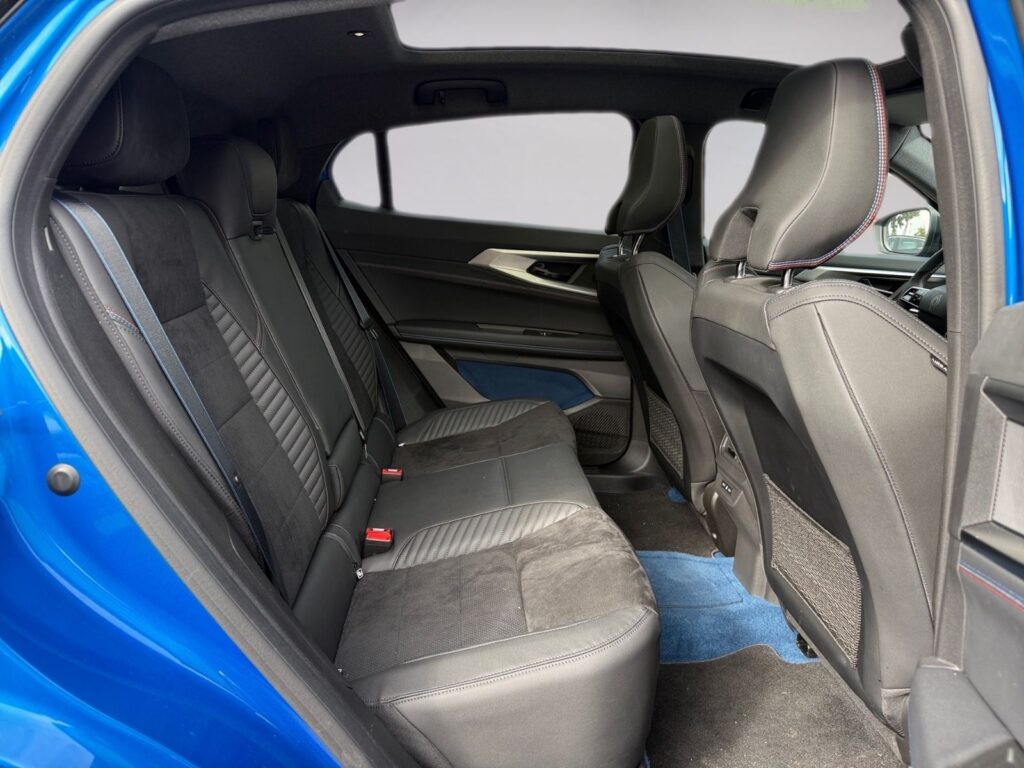 RENAULT Rafale 300 E-Tech 4×4 Esprit Alpine Plug-in