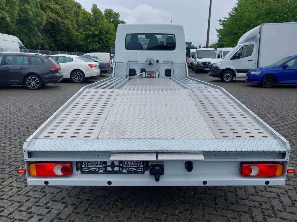 RENAULT Master 4 Abschleppwagen mit Winde
