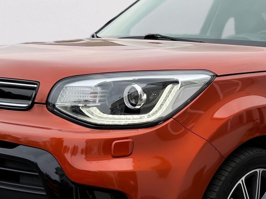 KIA Soul Turbo, Automatik,Pano,Xenon,NAVI,AHK,mit WR