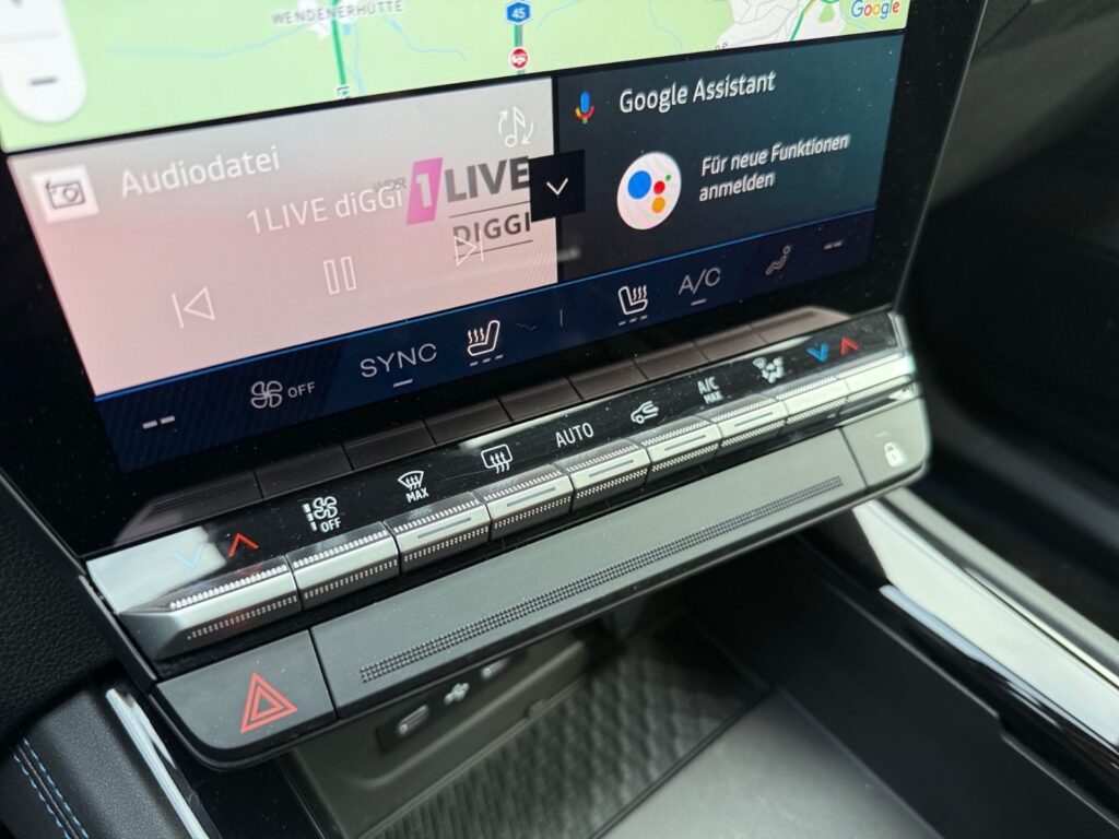 RENAULT Rafale 300 E-Tech 4×4 Esprit Alpine Plug-in
