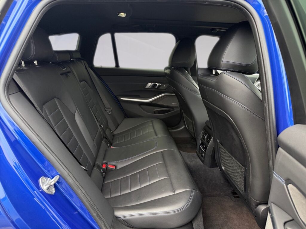 BMW M340d 3 Touring xDrive, PANO, 360°CAM, AHK, VOLL