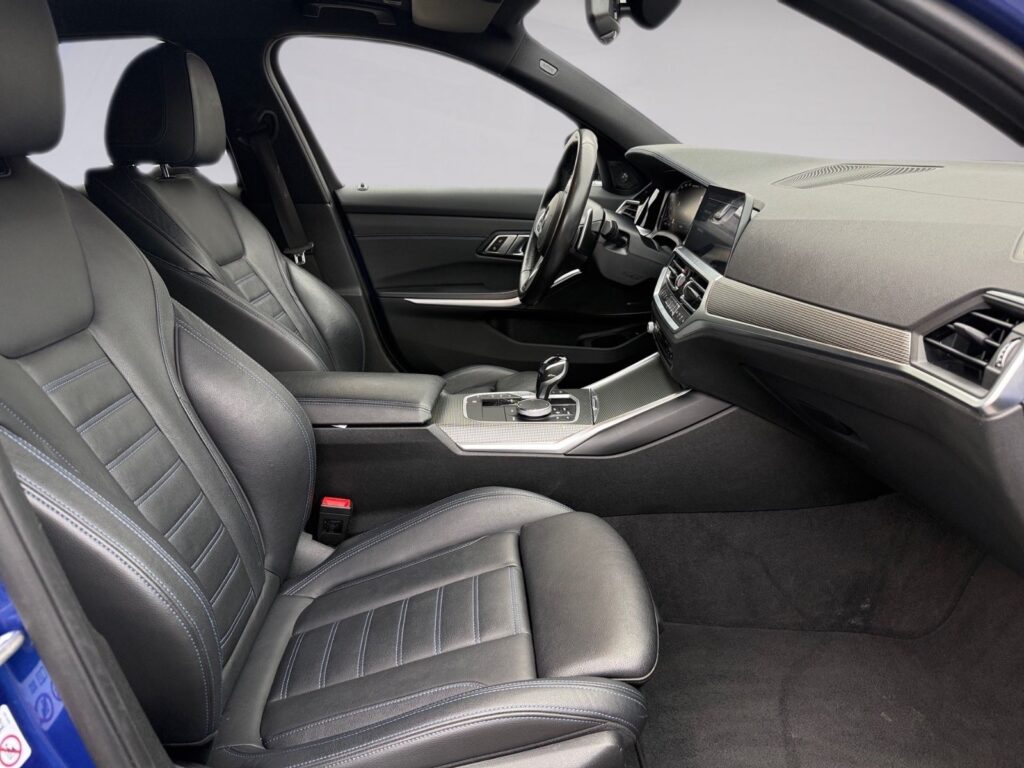 BMW M340d 3 Touring xDrive, PANO, 360°CAM, AHK, VOLL