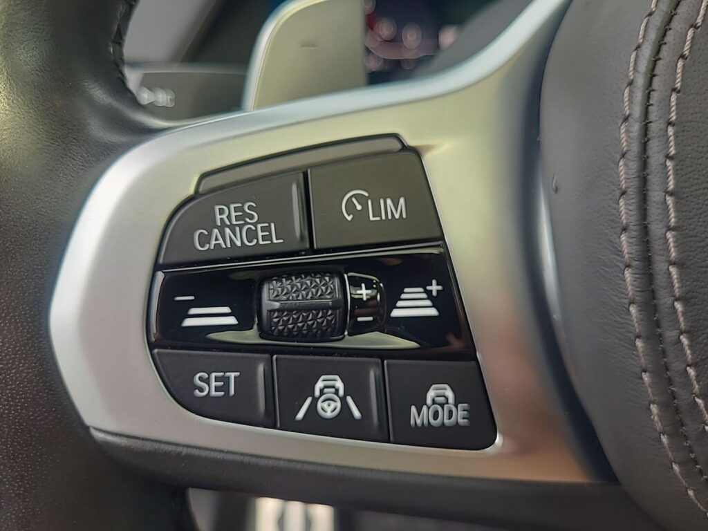 BMW X5 50i, Pano, HUD, ACC, Harman/Kardon,UNFALLFREI