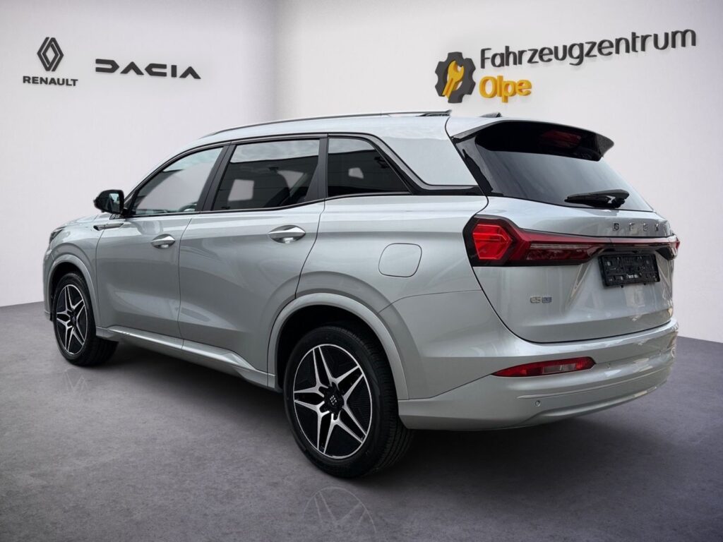 DFSK Fengon E5 PHEV, 7-Sitzer, Pano, bis 6J. Garantie
